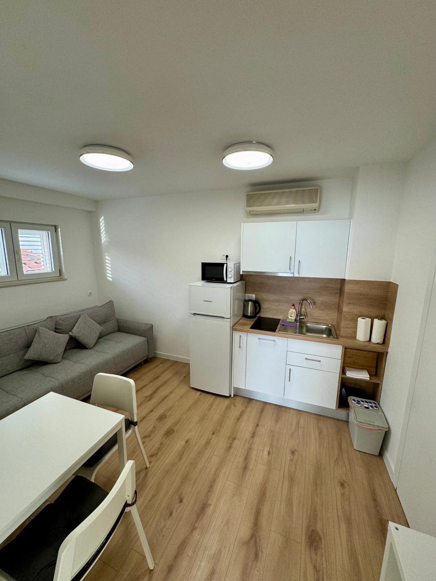 Villa Rozika Baska Voda Ngoại thất bức ảnh